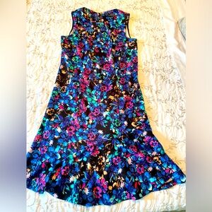 The Limited sleeveless dress floral size 6